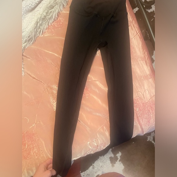 Carbon38 Ribbed size small black leggings - Picture 6 of 6